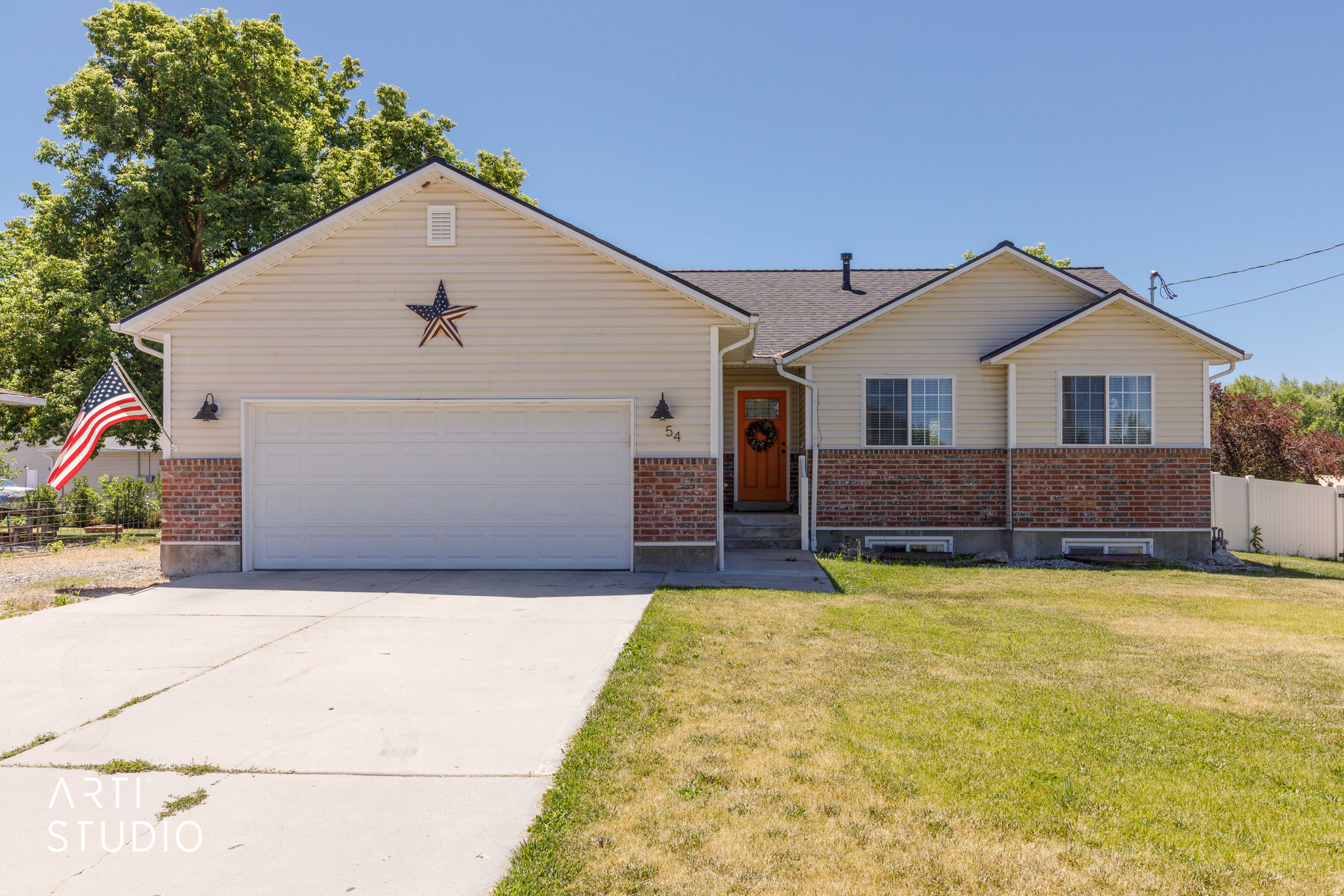 main property photo 3