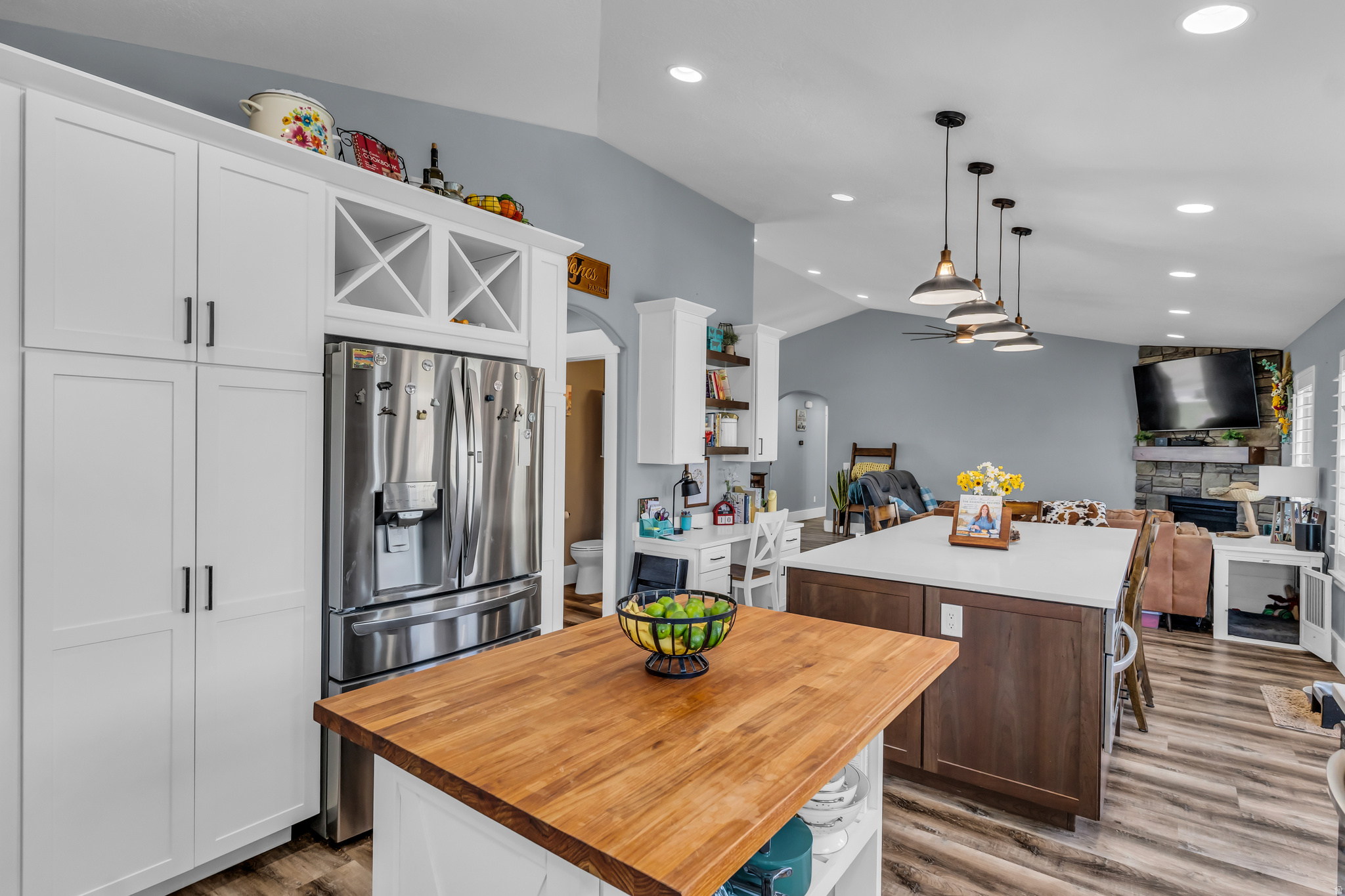 main property photo 3