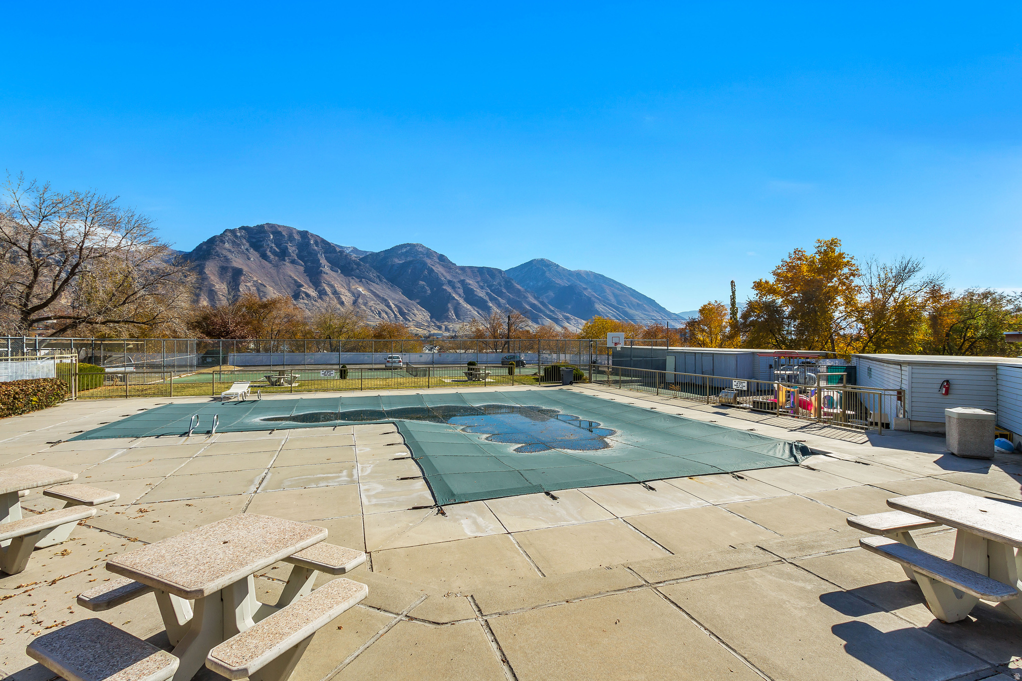 main property photo 19