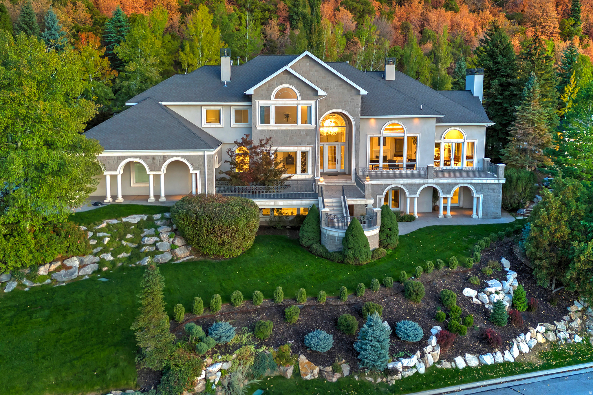 main property photo 37