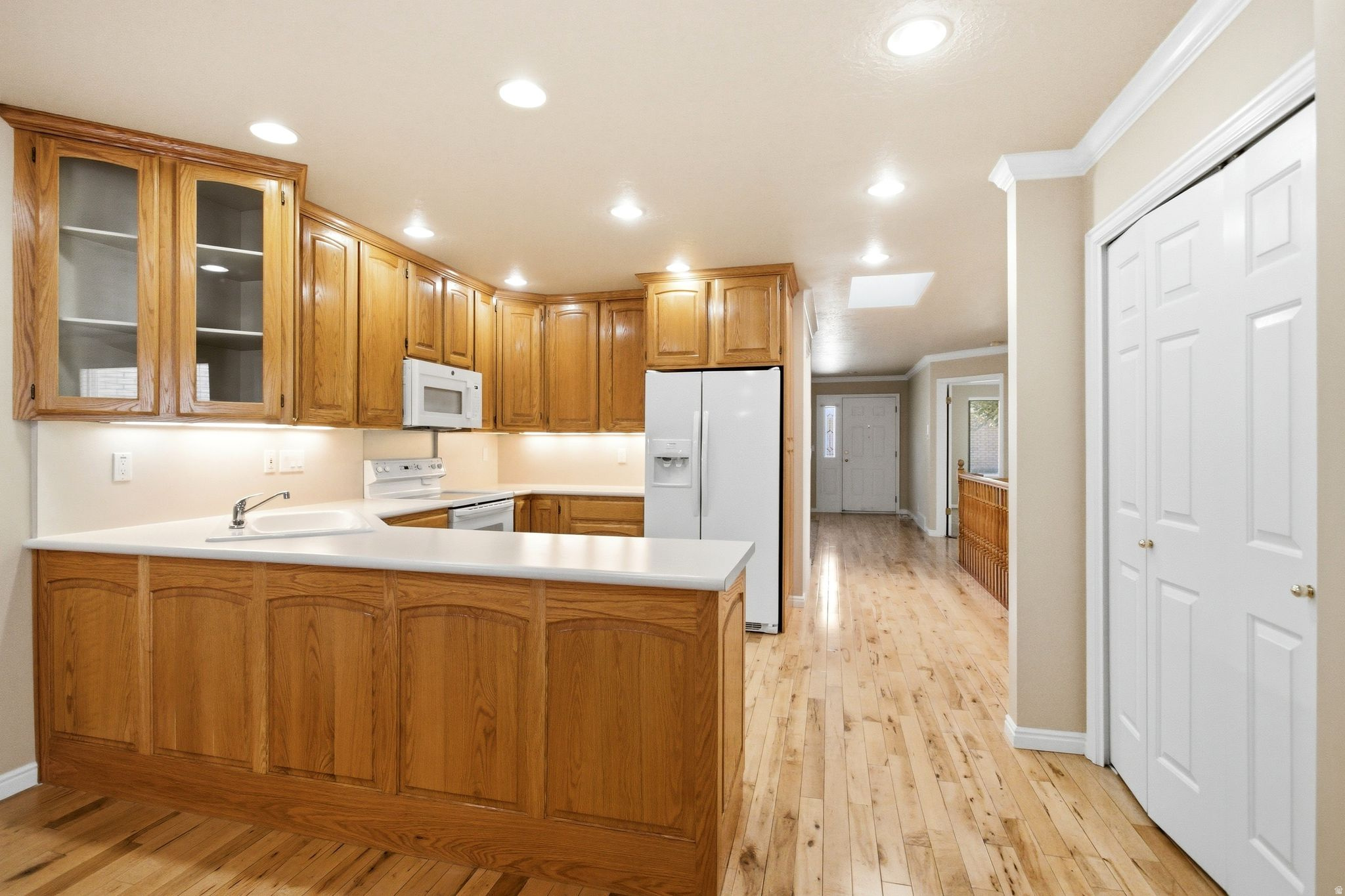 main property photo 8