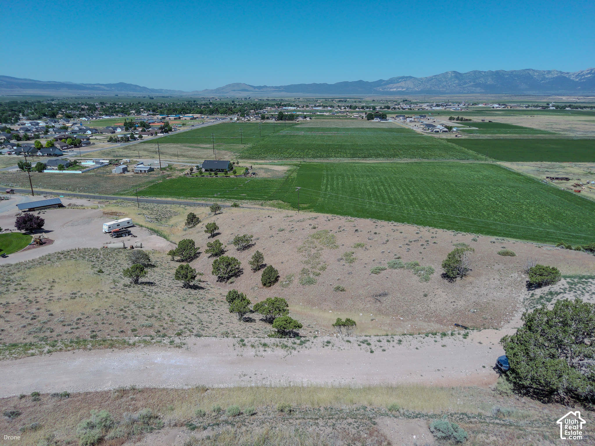 main property photo 12