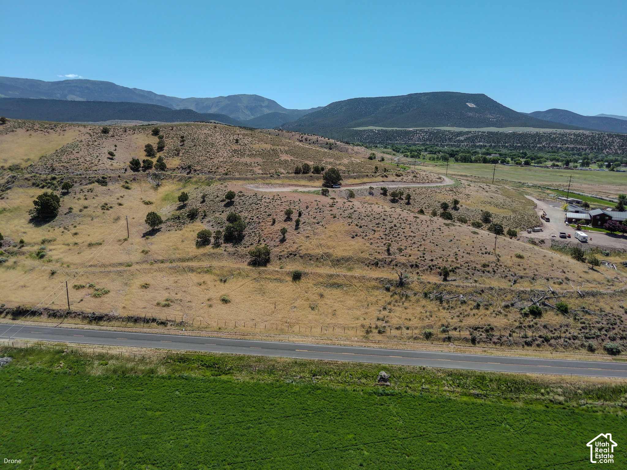 main property photo 19