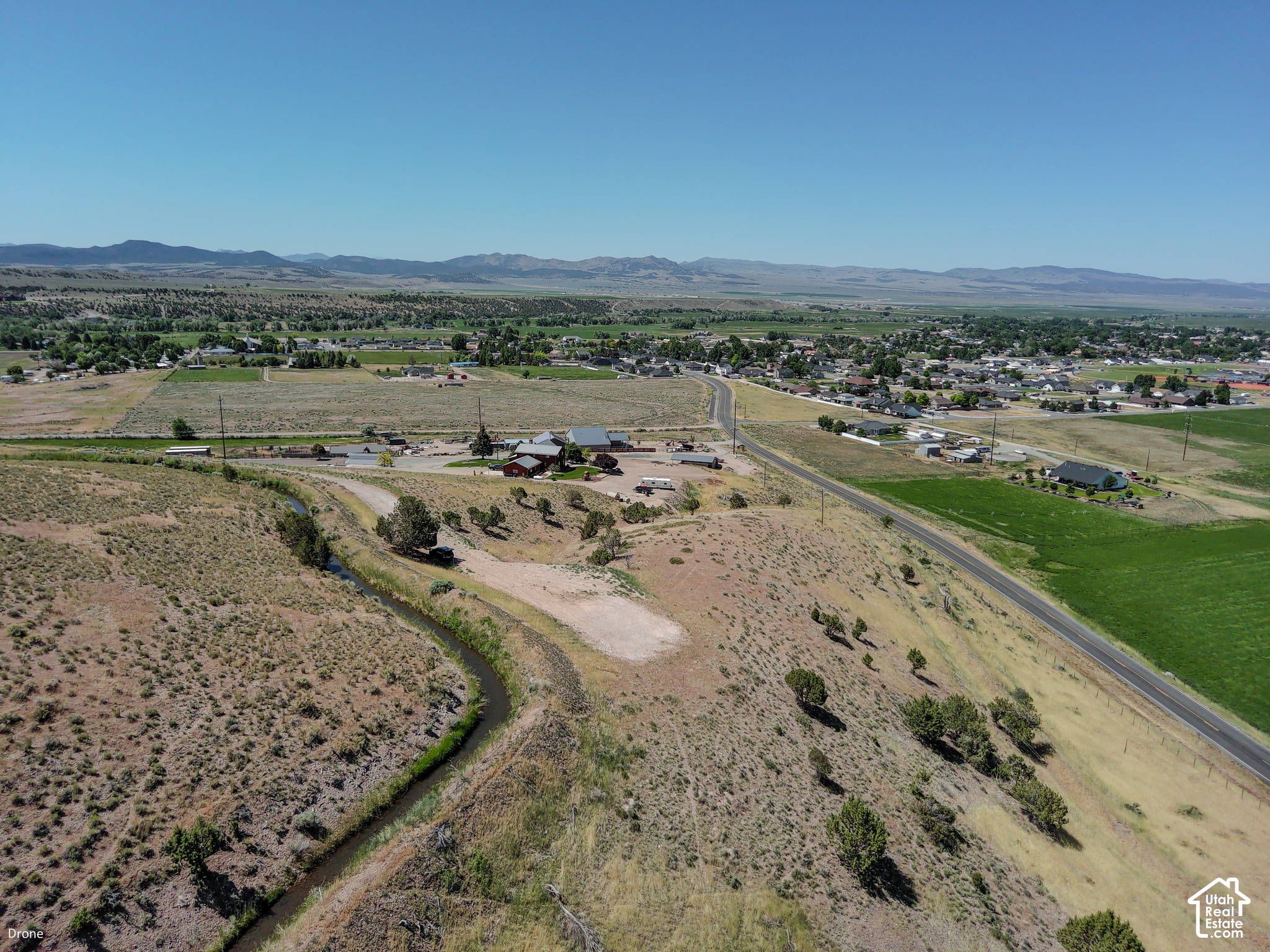 main property photo 24