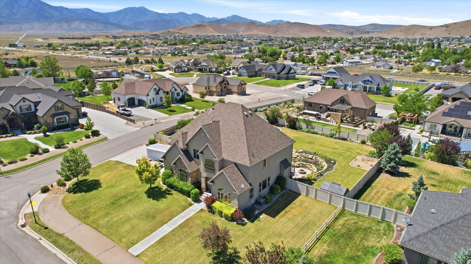 main property photo 54