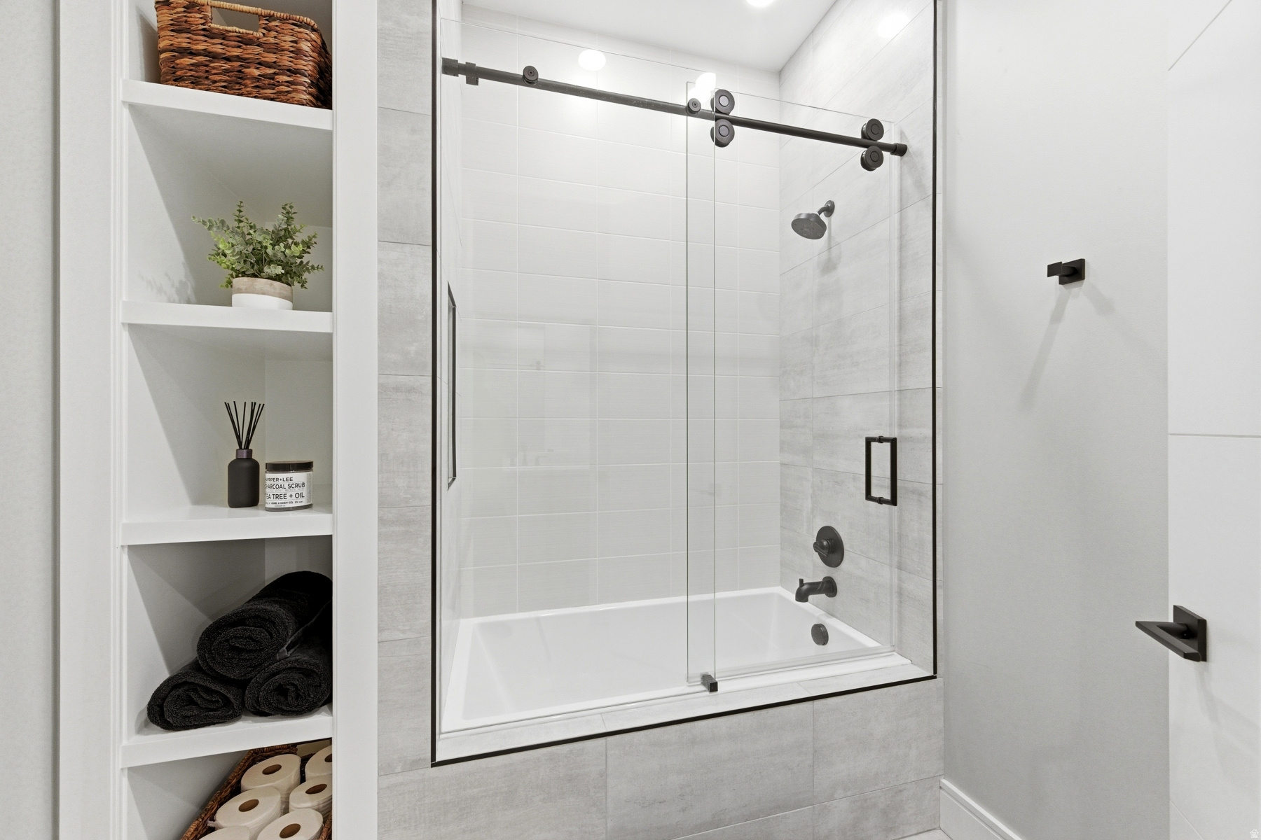 main property photo 63