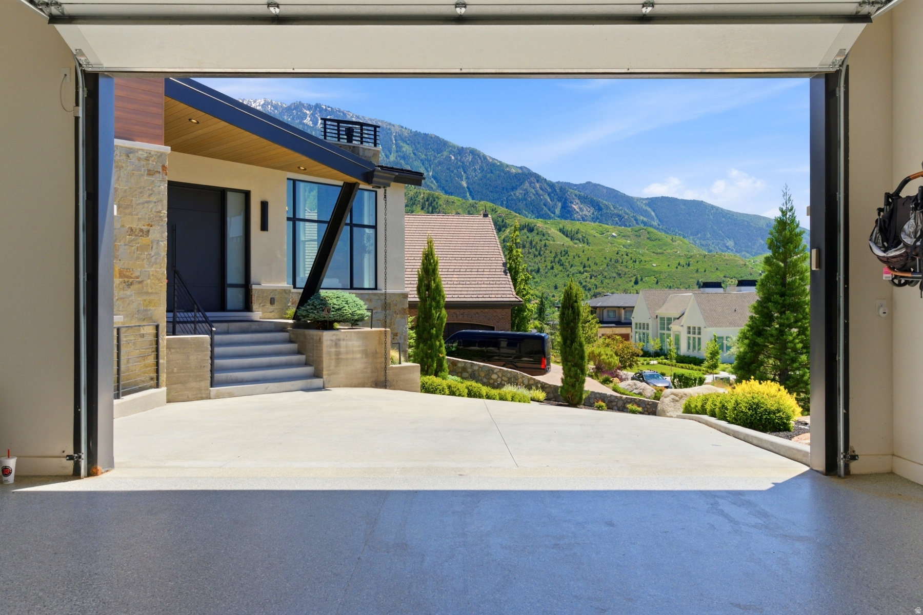 main property photo 80