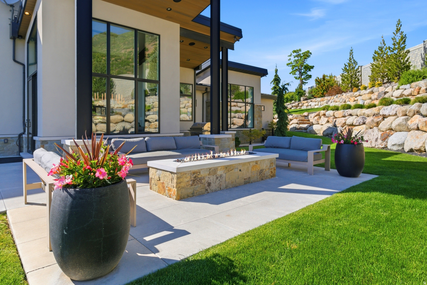 main property photo 85