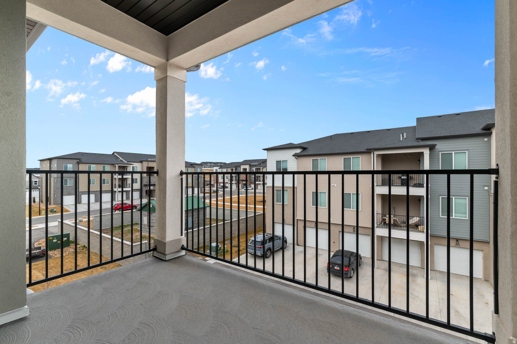 main property photo 19