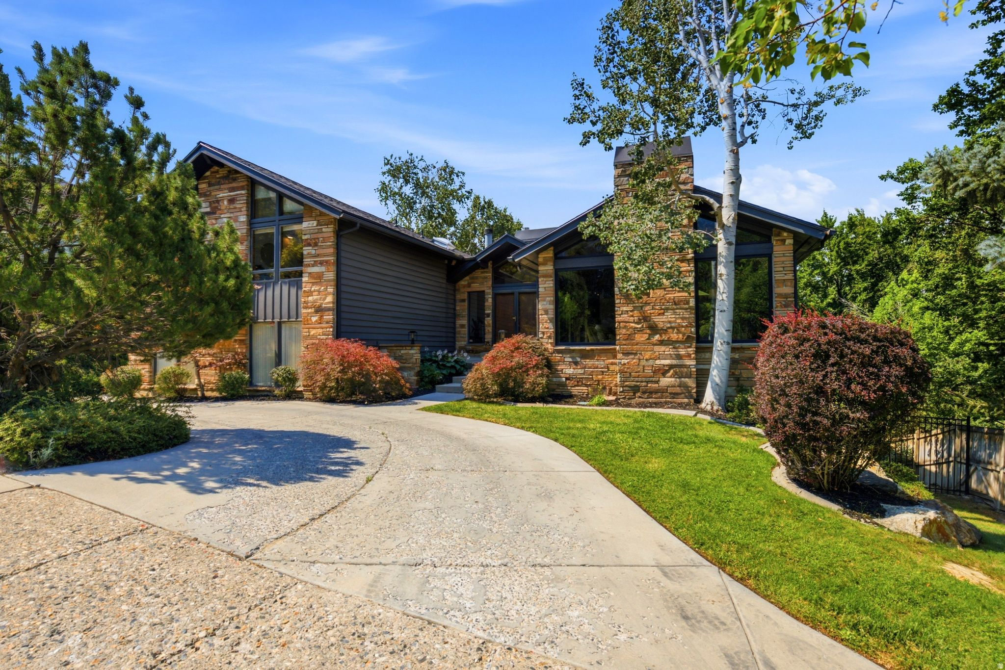 main property photo 67