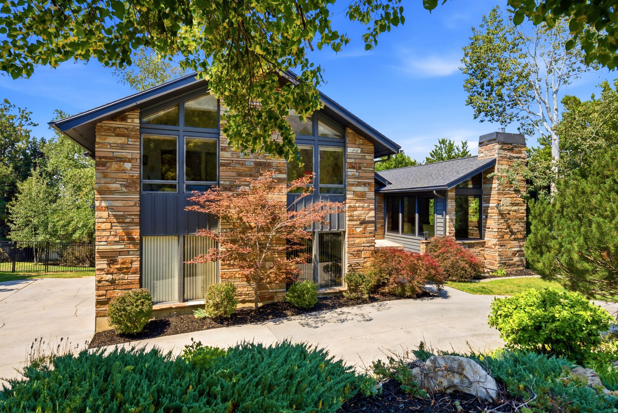 main property photo 68