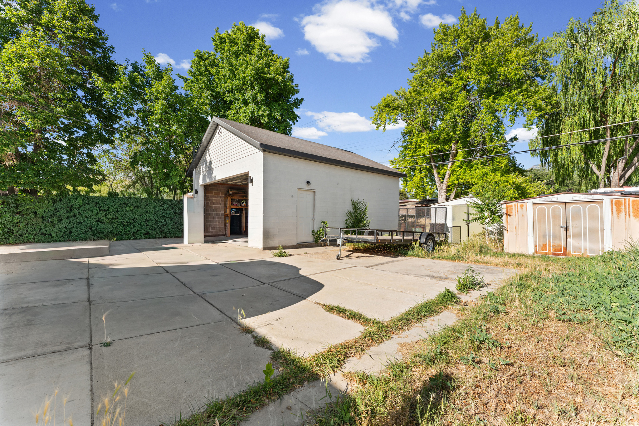 main property photo 24