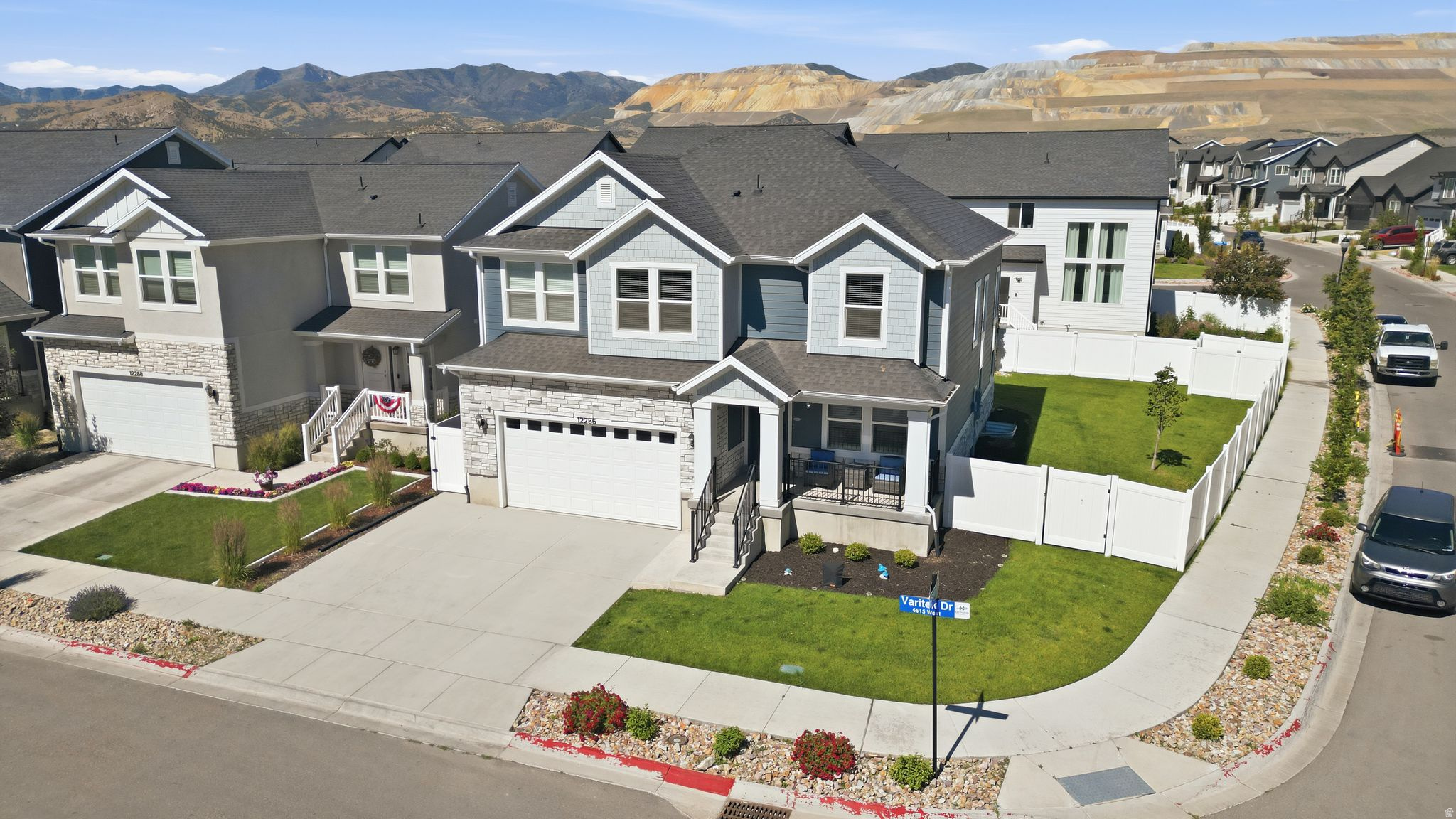 main property photo 47