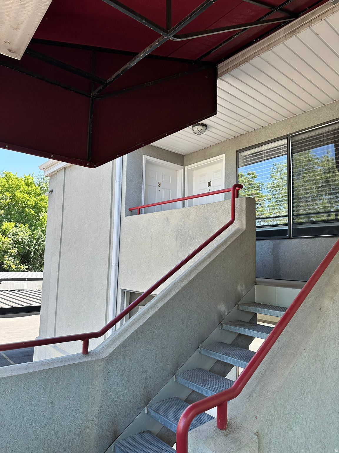 main property photo 23