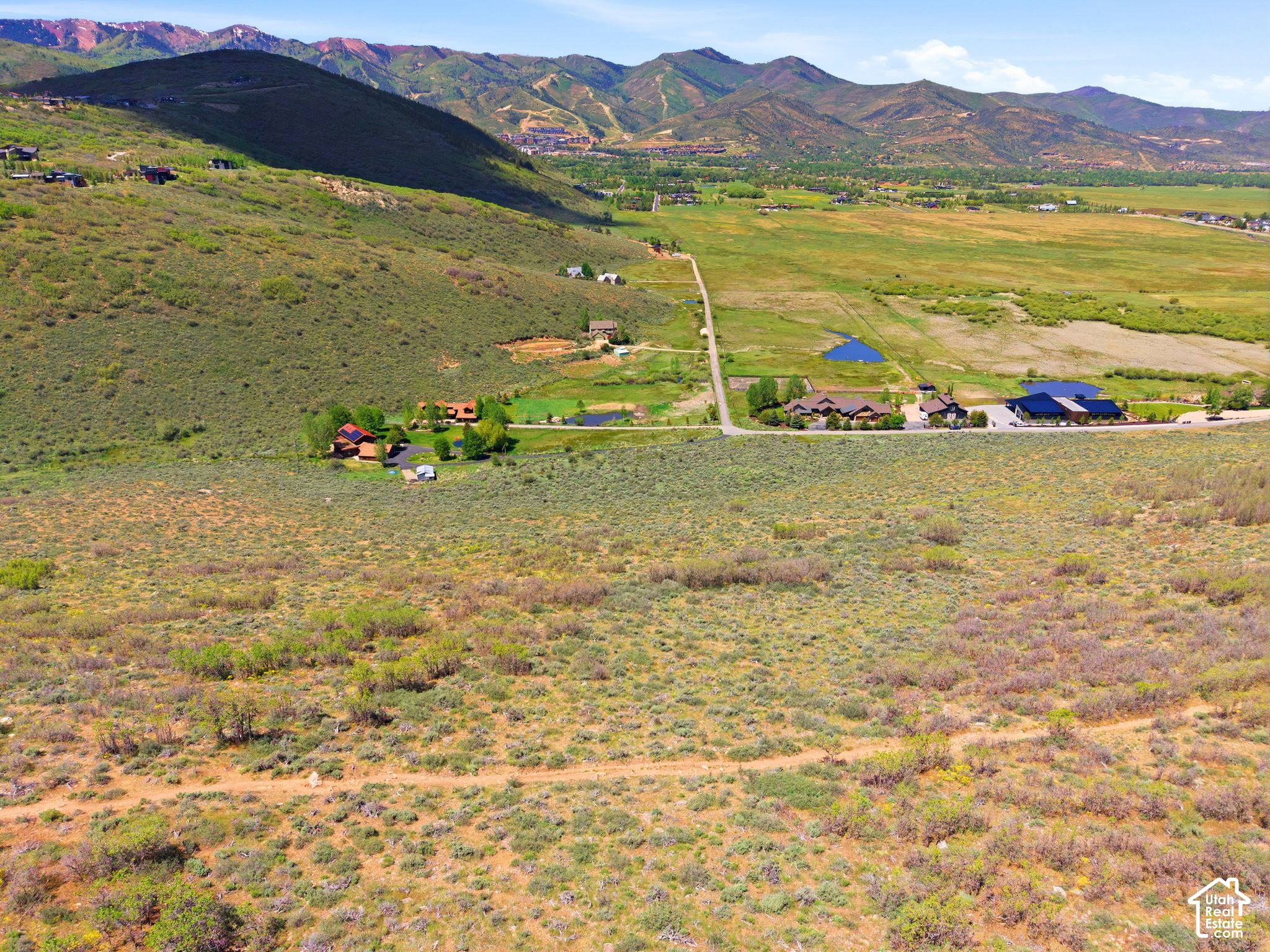 main property photo 13