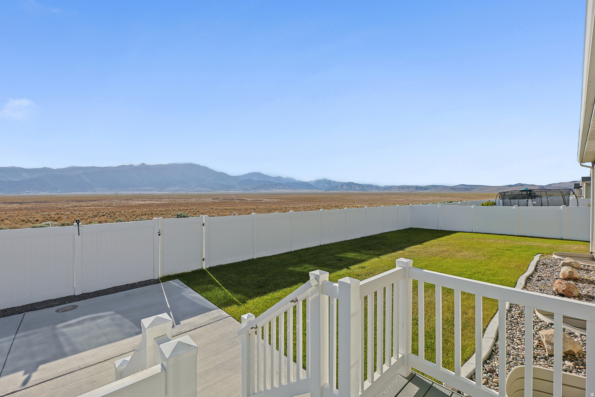 main property photo 45