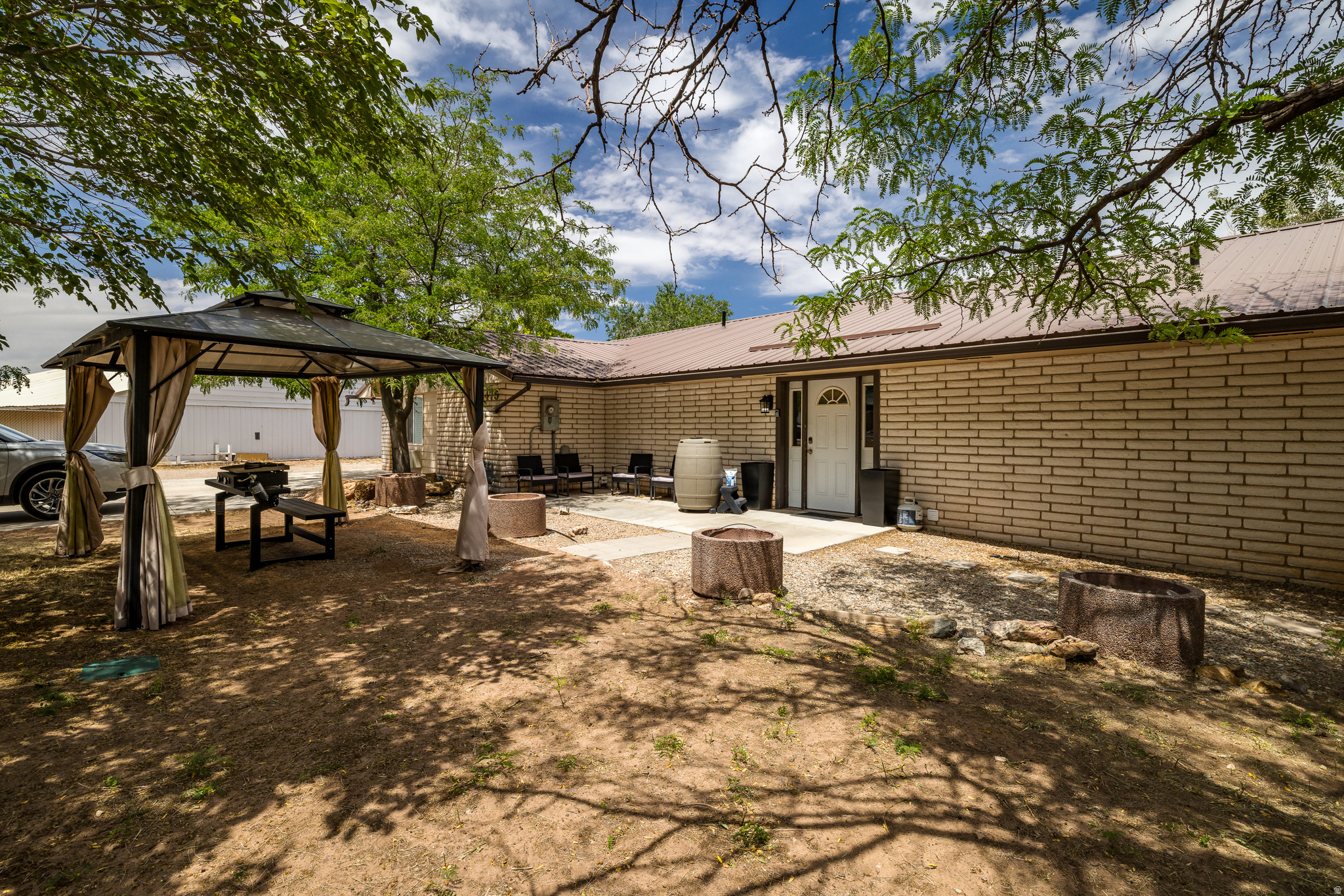 main property photo 58