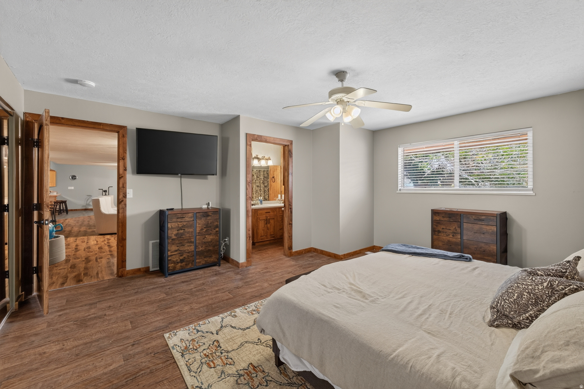 main property photo 71