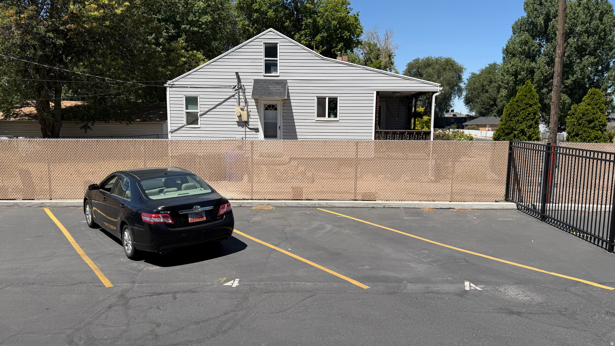 main property photo 11