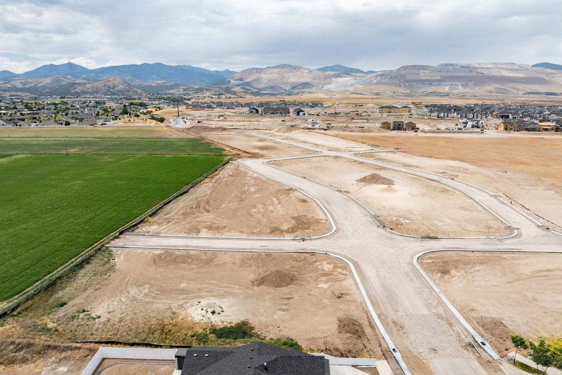 main property photo 19