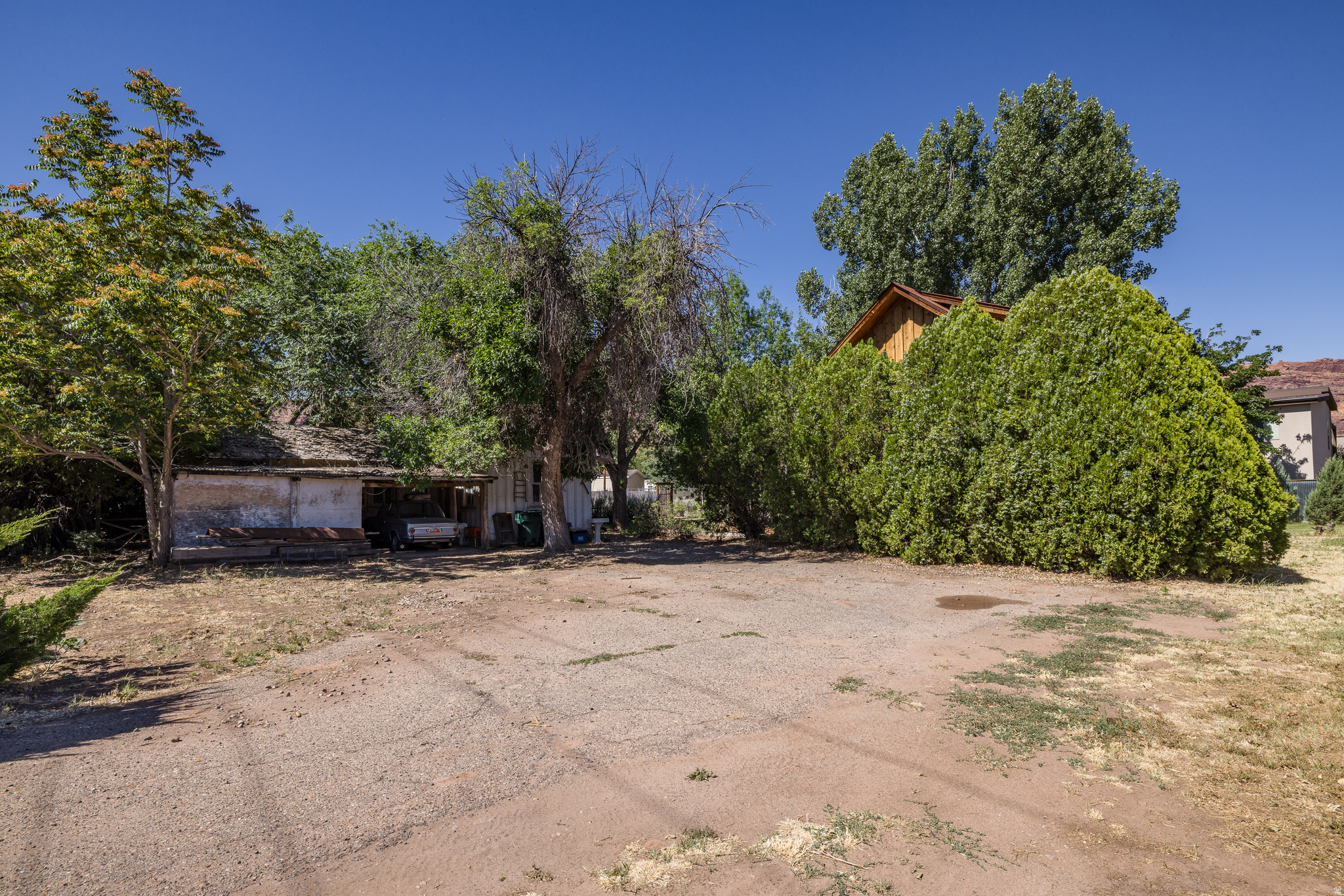 main property photo 44