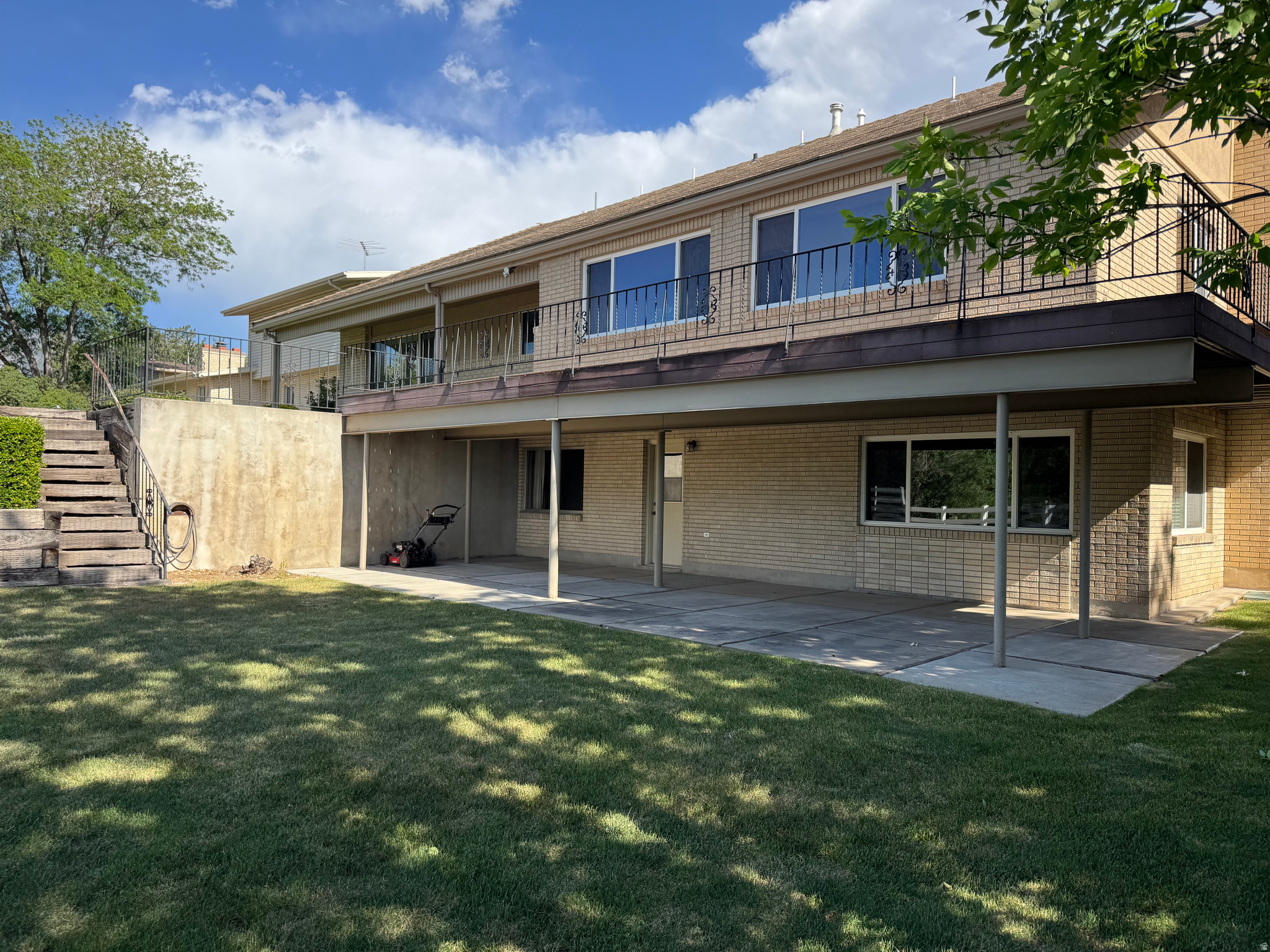 main property photo 61