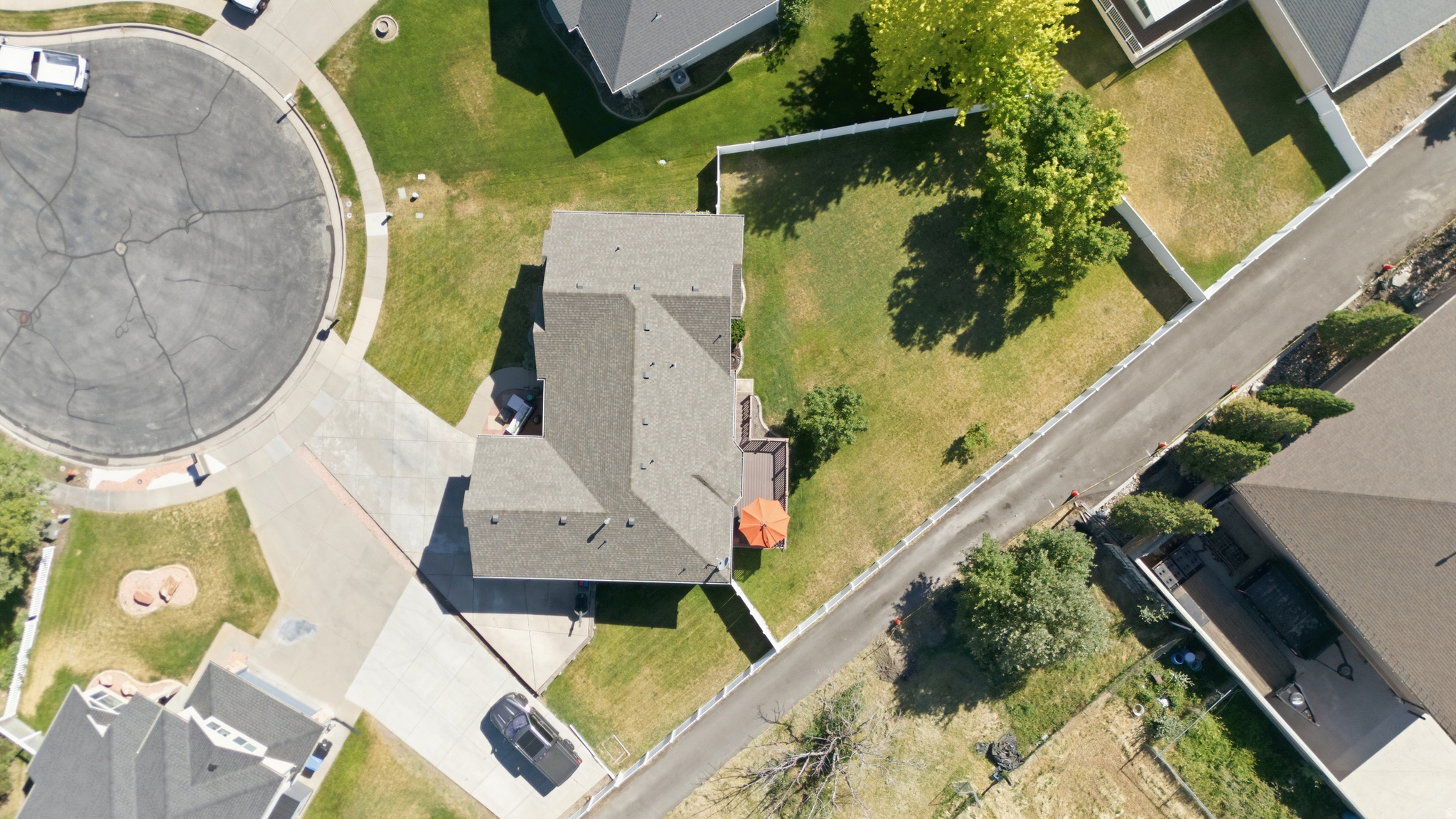 main property photo 50