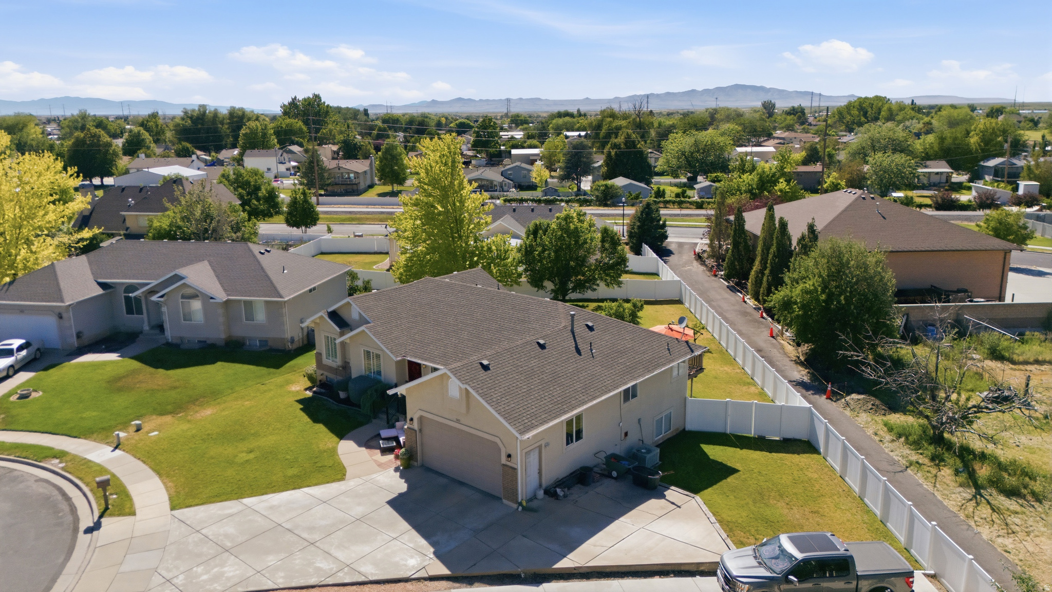 main property photo 52