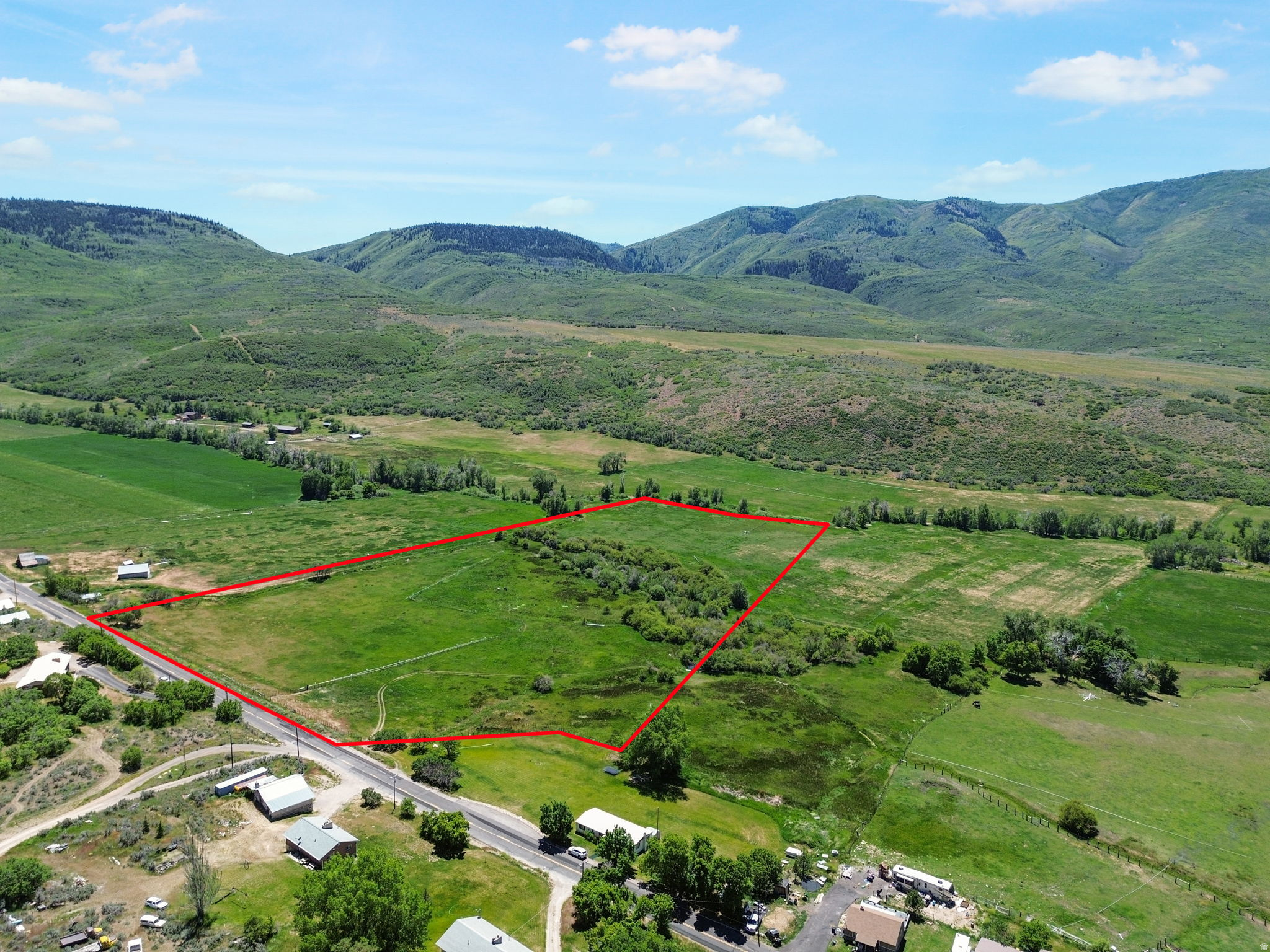 main property photo 5