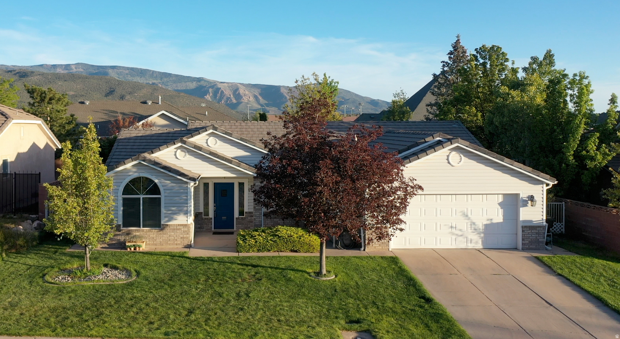 main property photo 54