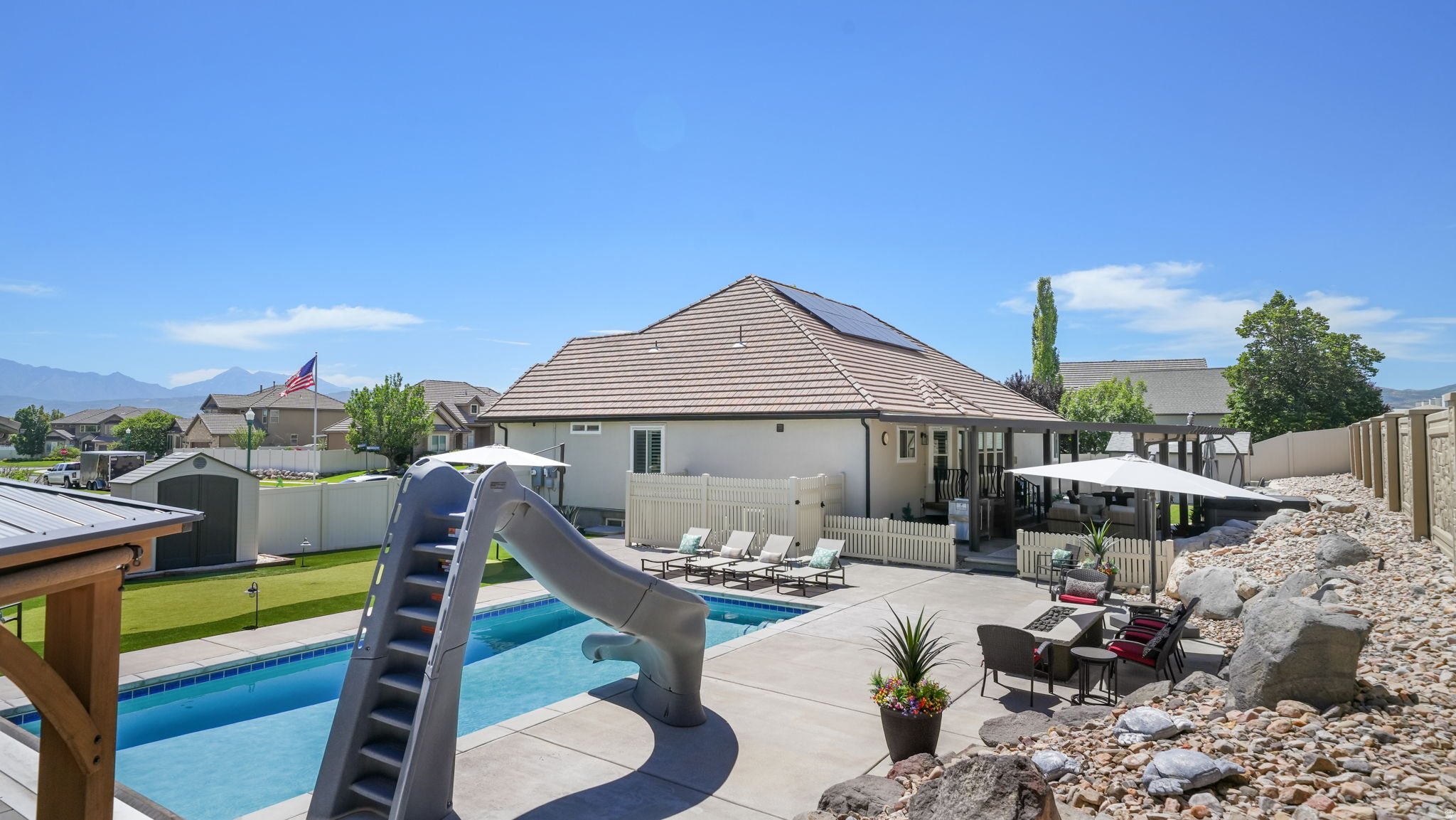 main property photo 56