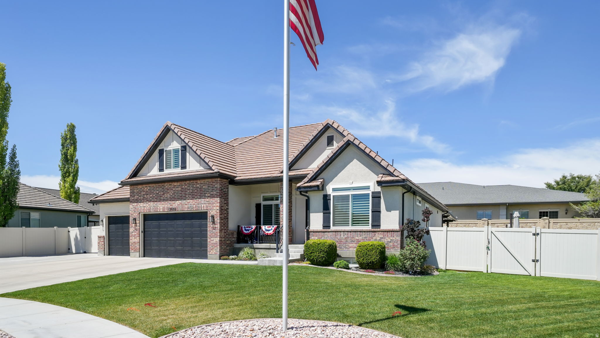 main property photo 57