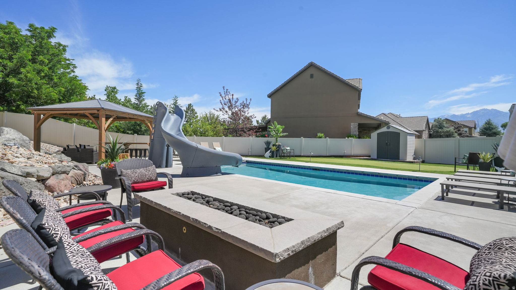 main property photo 59