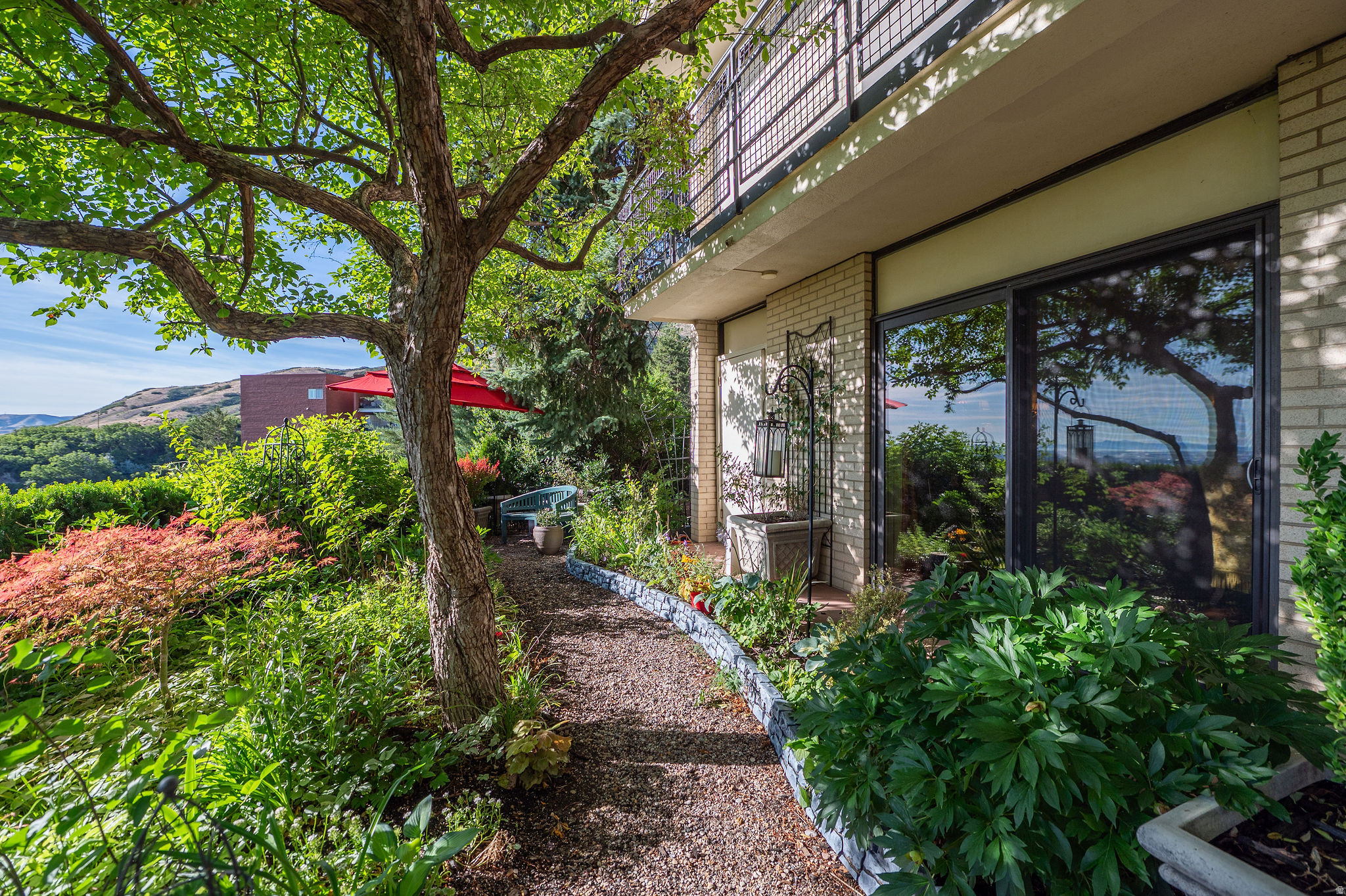 main property photo 76