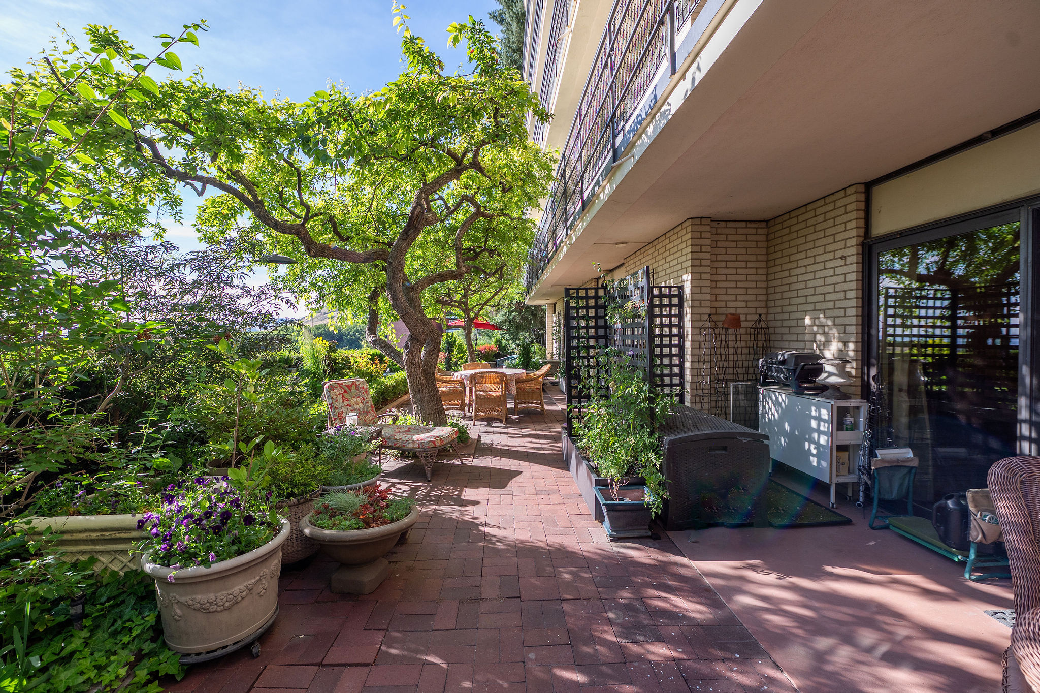 main property photo 77
