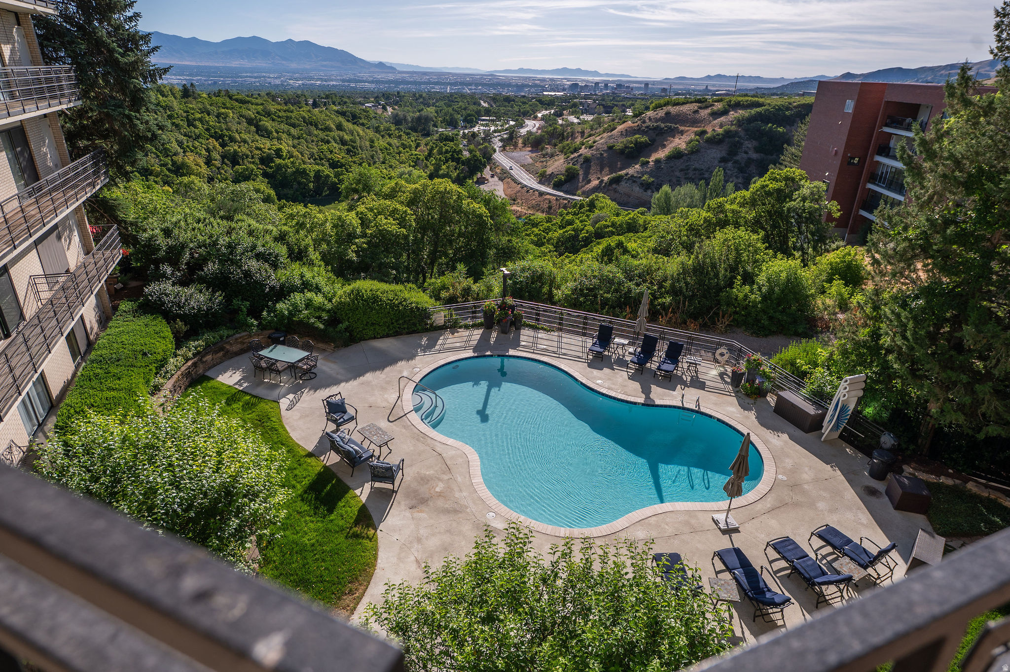 main property photo 87