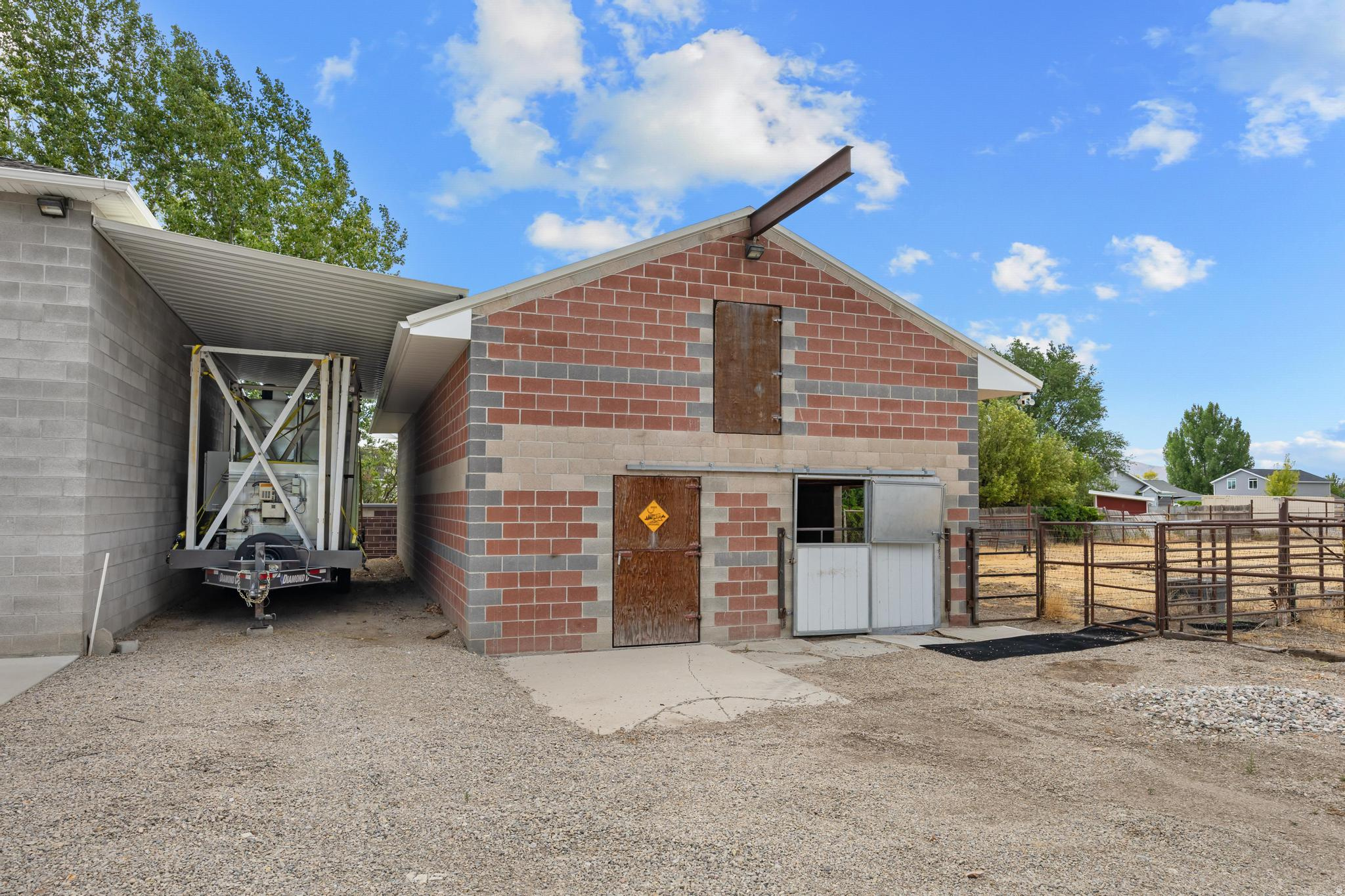 main property photo 46