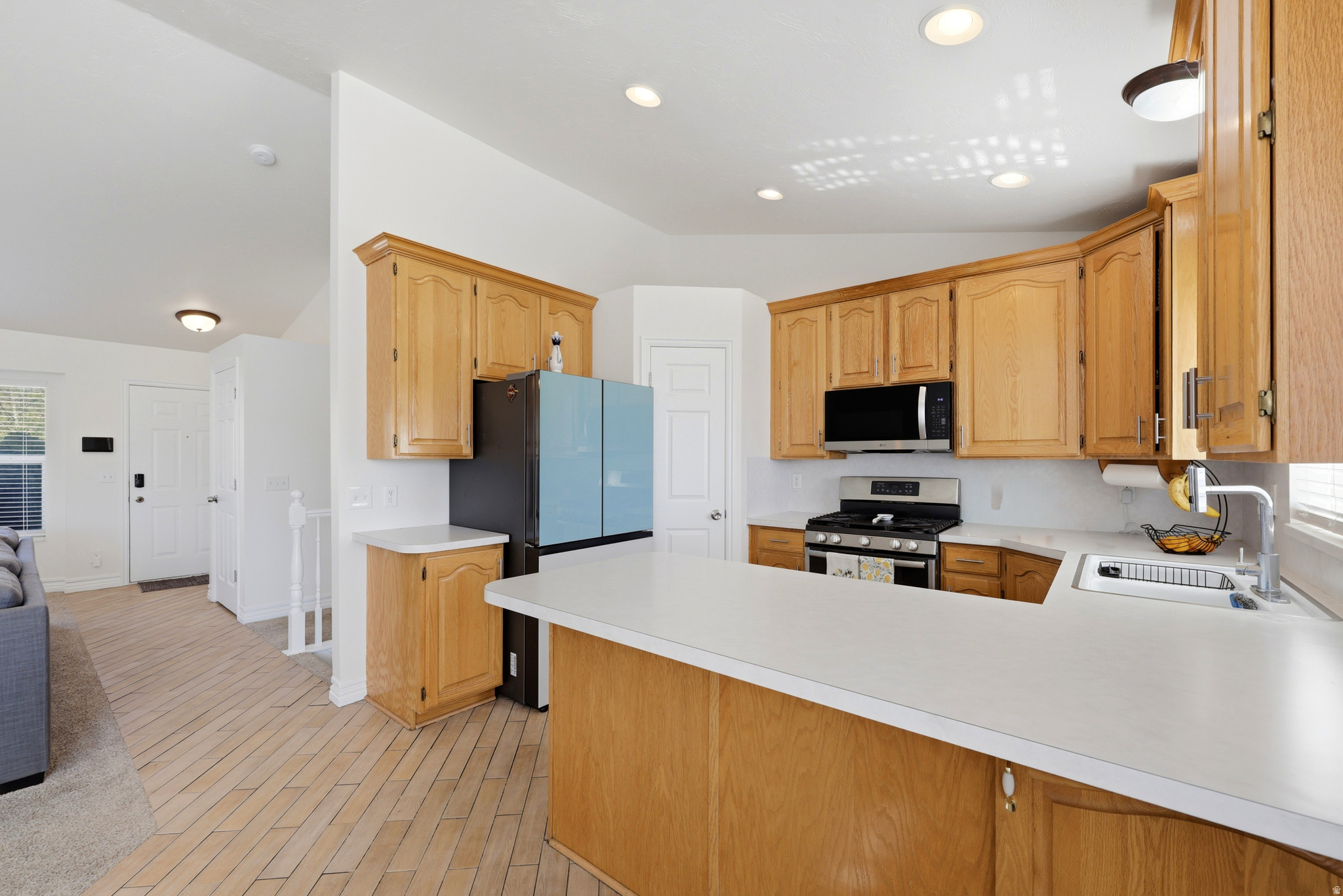 main property photo 11