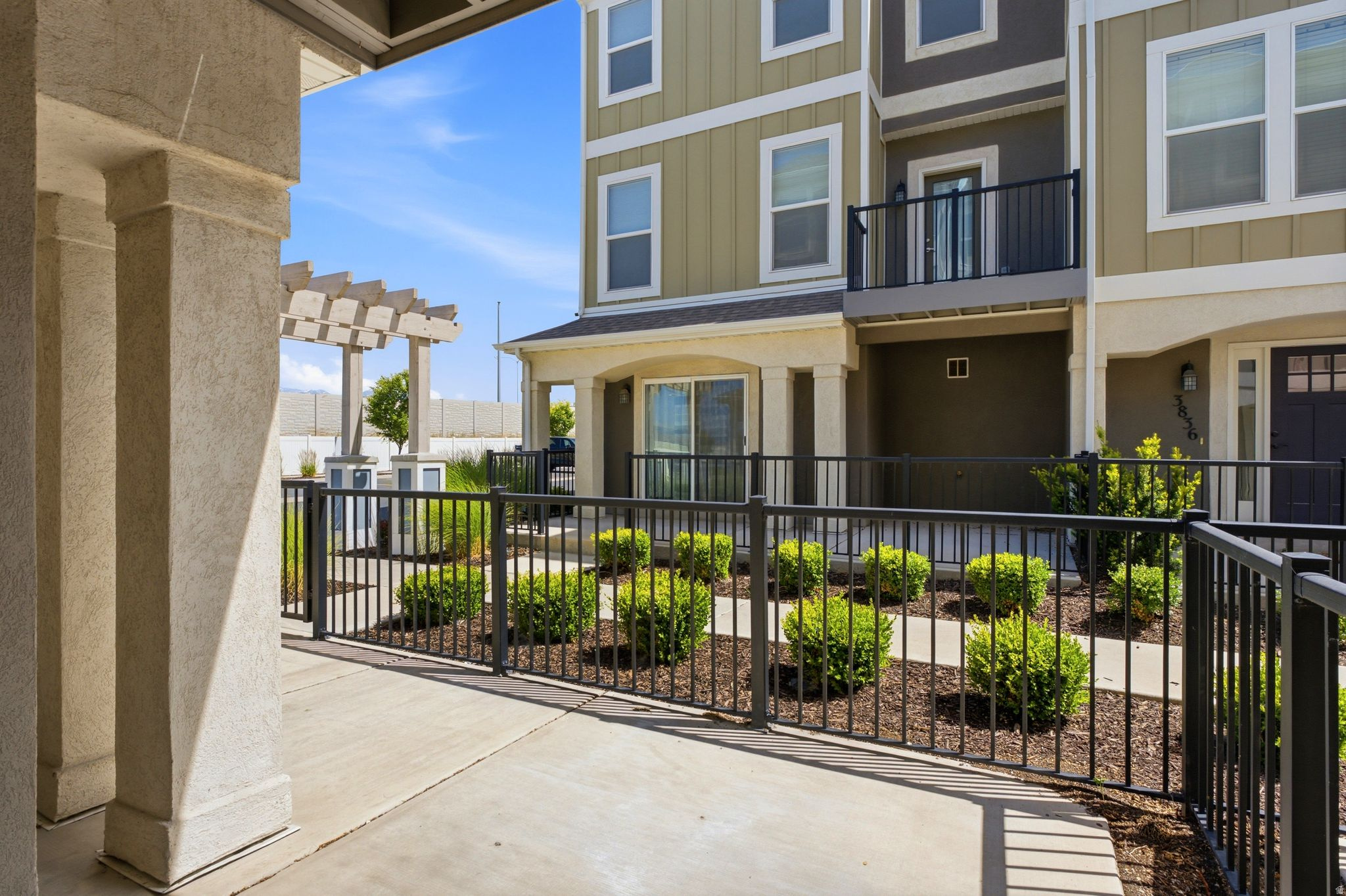 main property photo 50