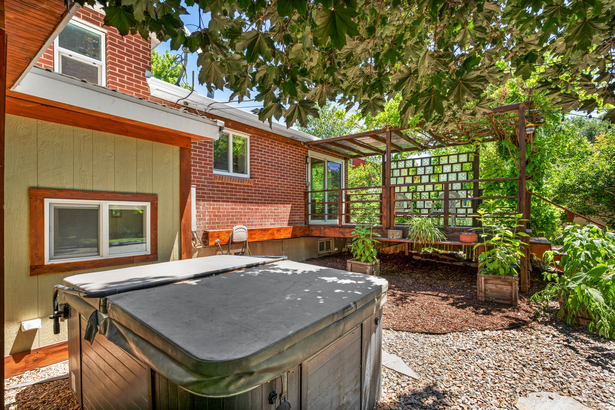 main property photo 59
