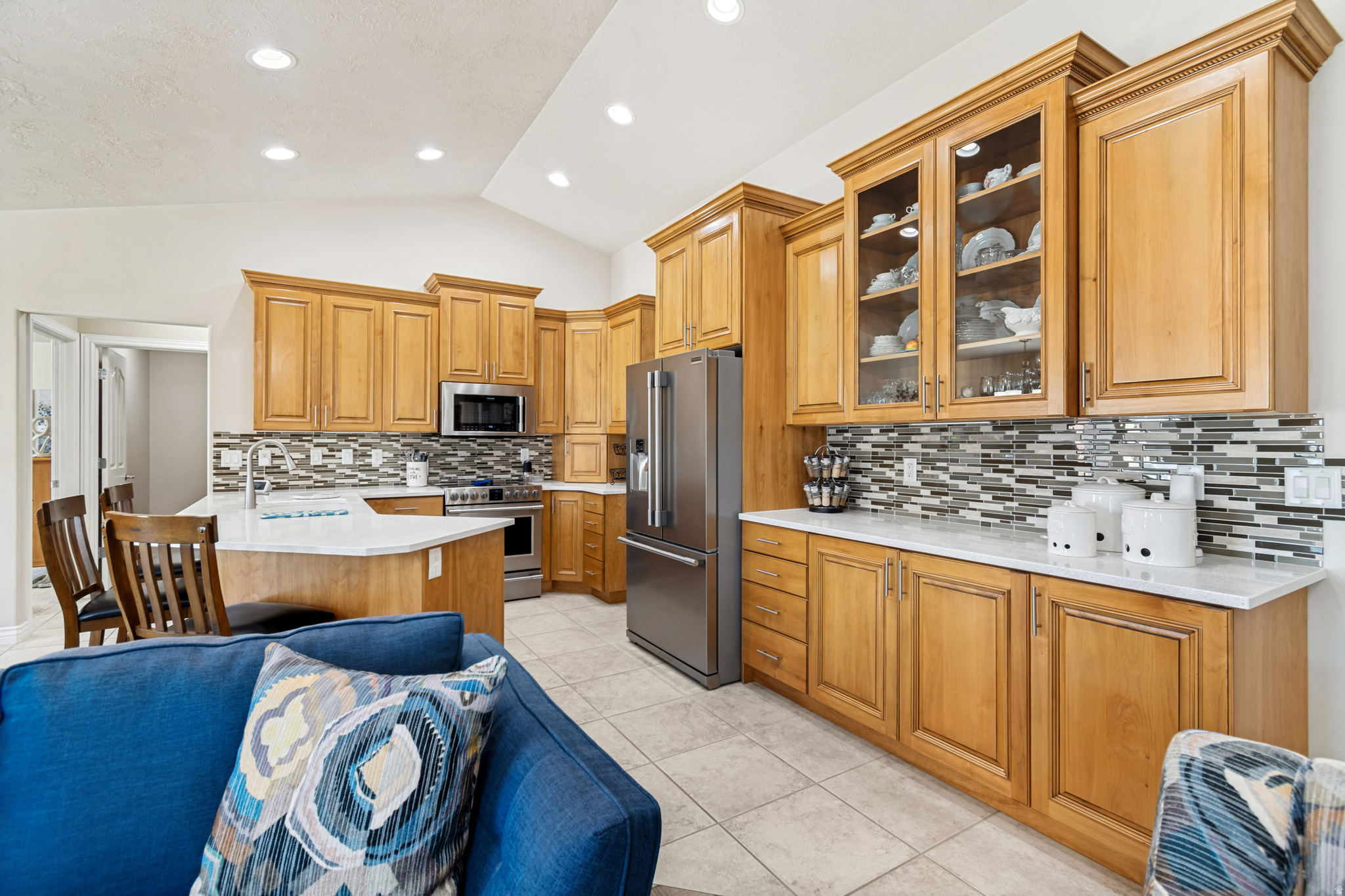 main property photo 14