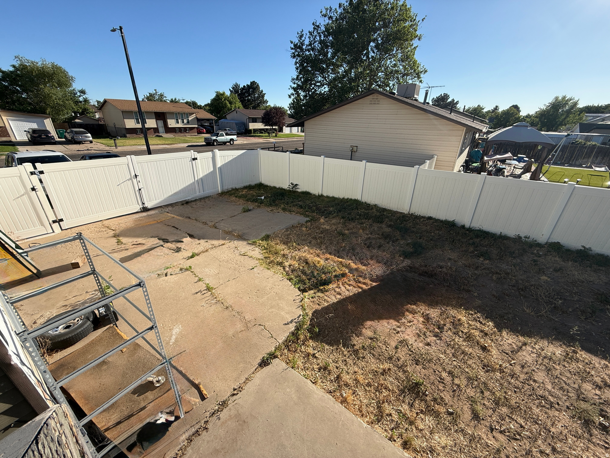 main property photo 38