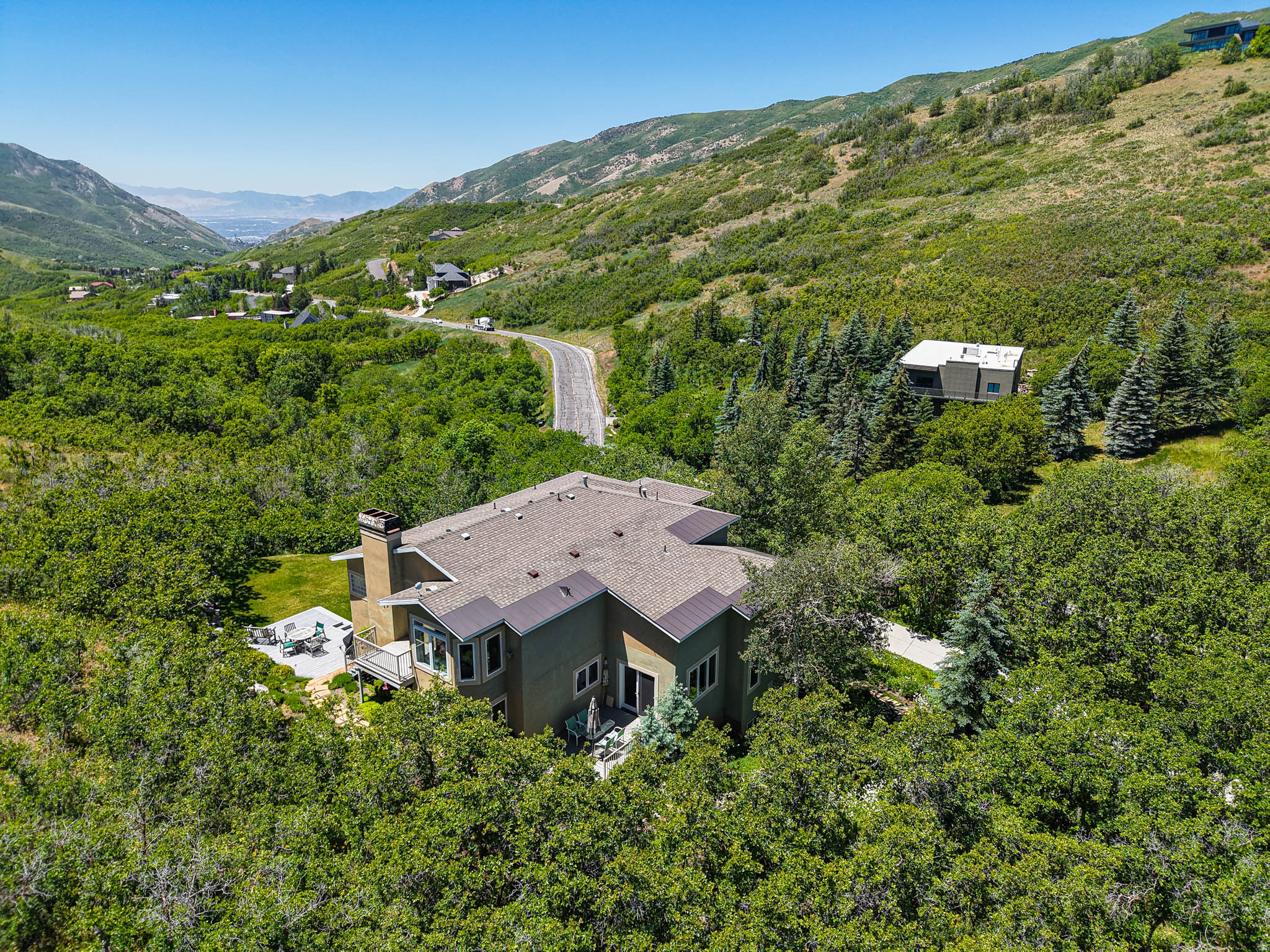 main property photo 29