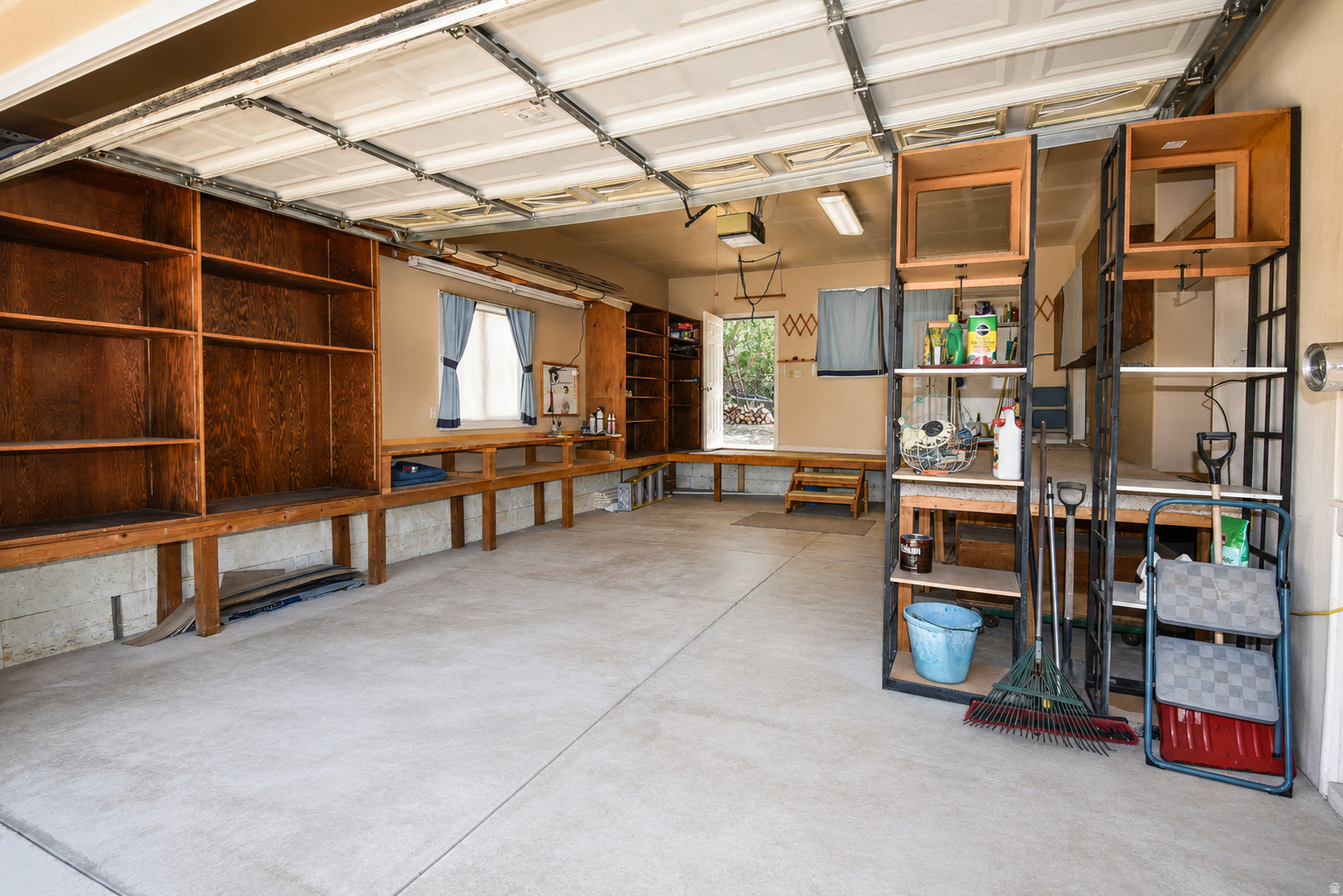 main property photo 48