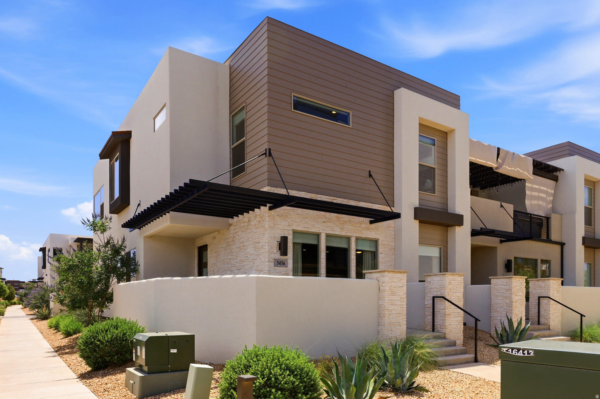 main property photo 53