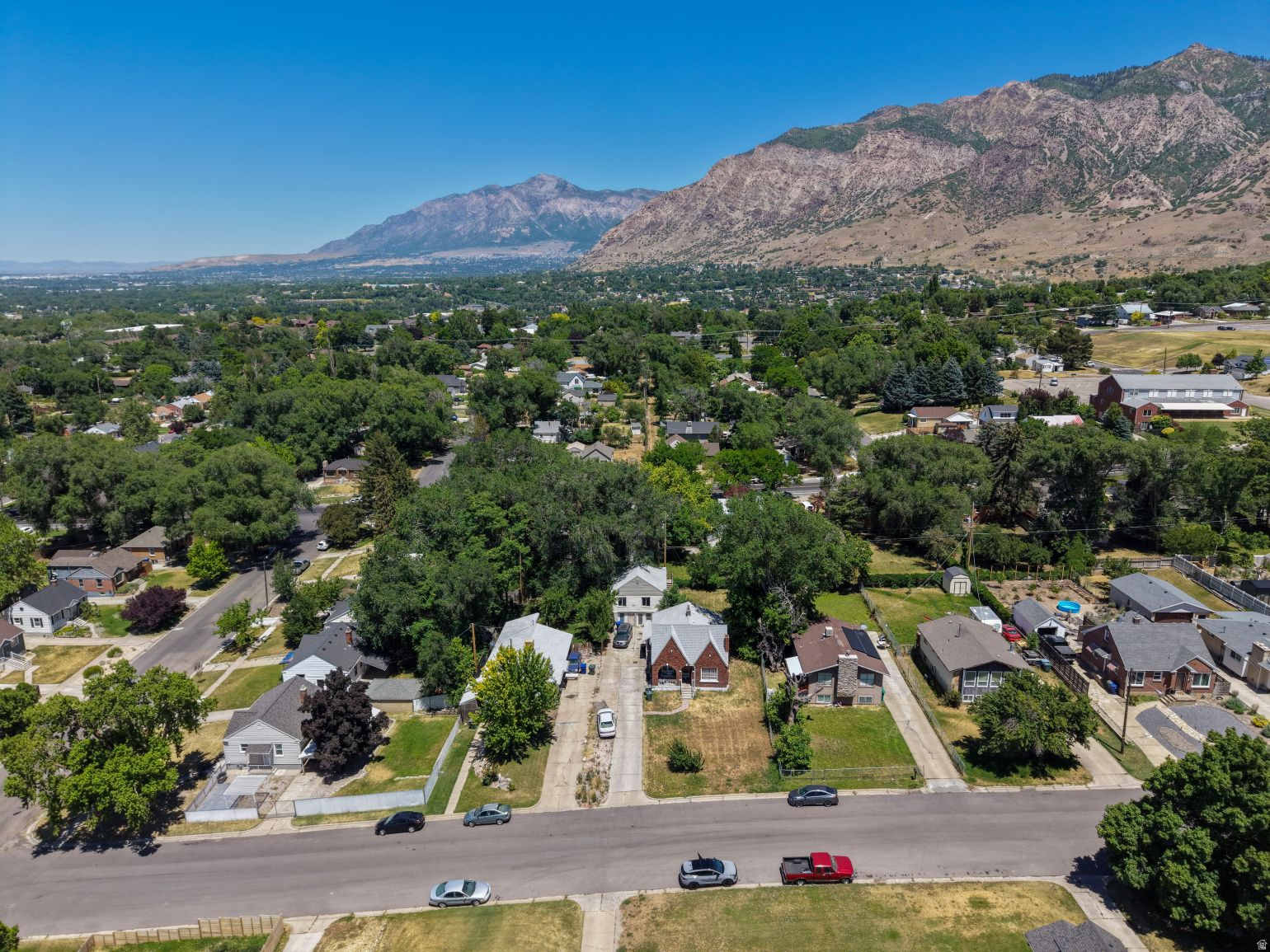 main property photo 6