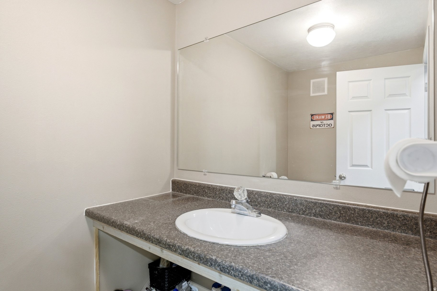main property photo 69