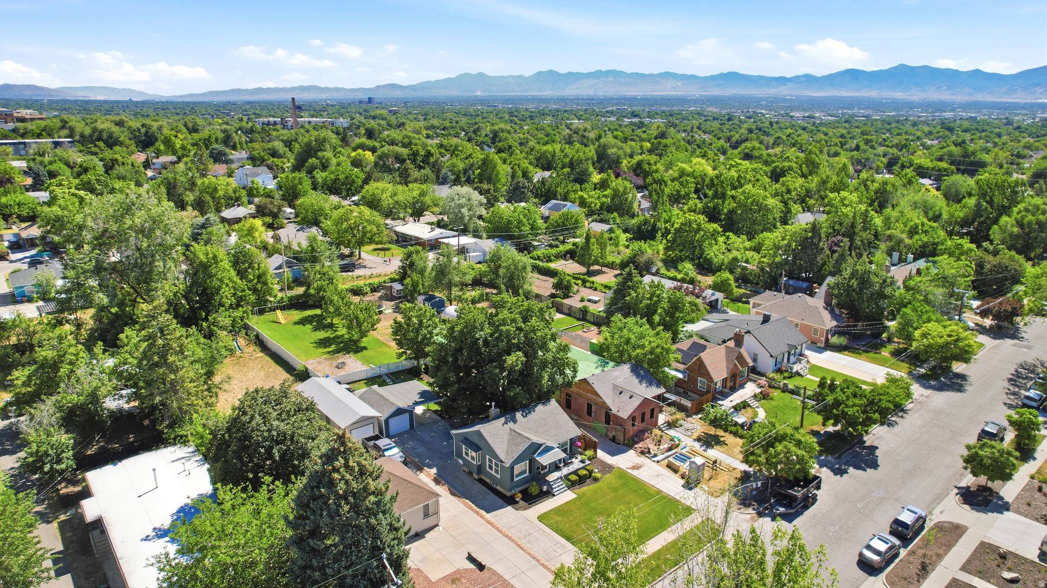 main property photo 30