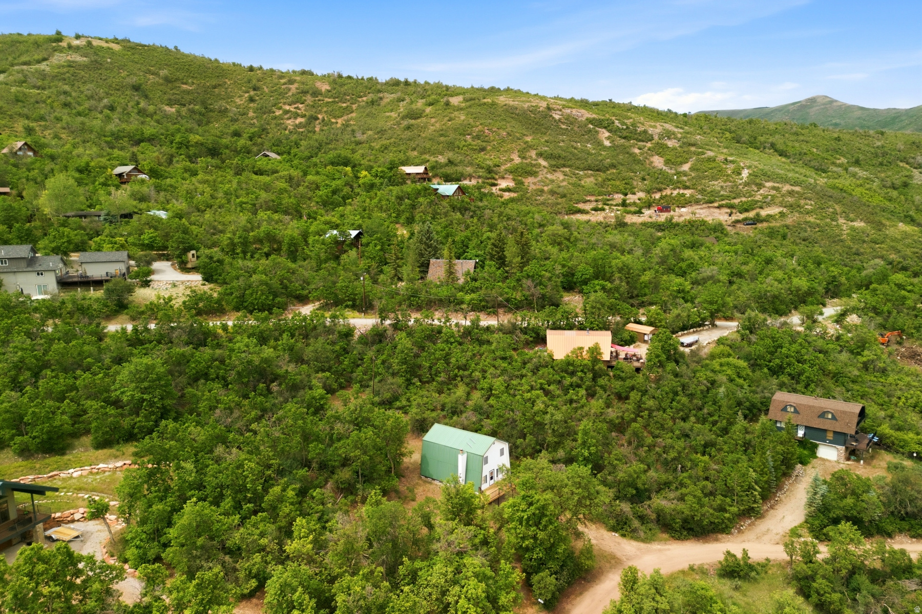 main property photo 32