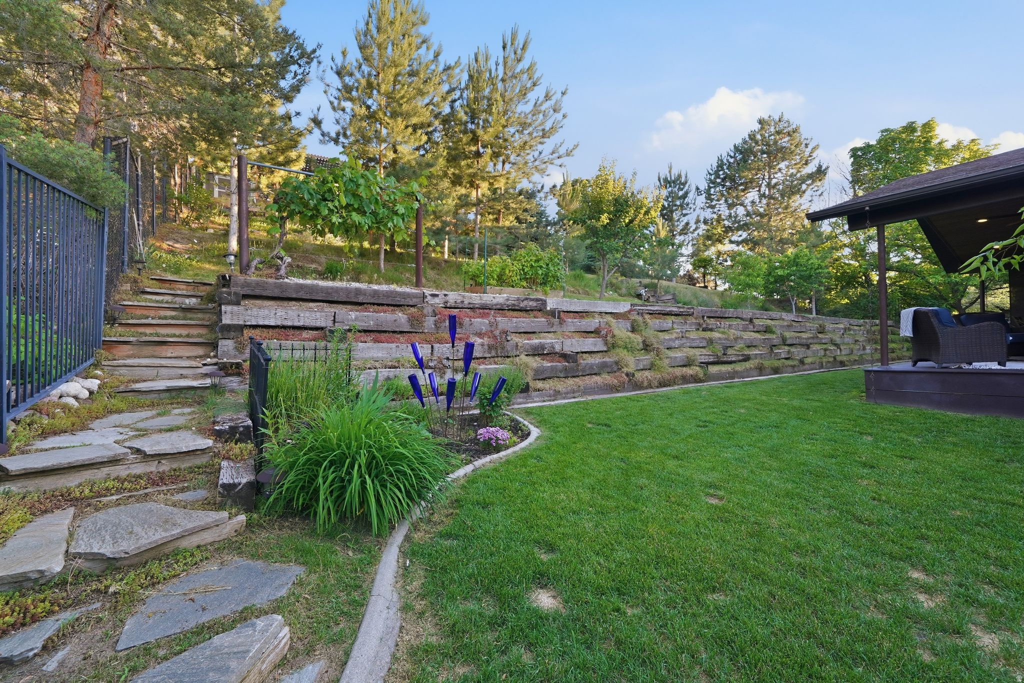 main property photo 59